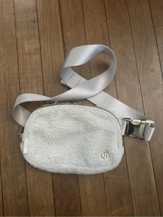 lululemon athletica Sherpa Crossbody Belt Bag — Cream