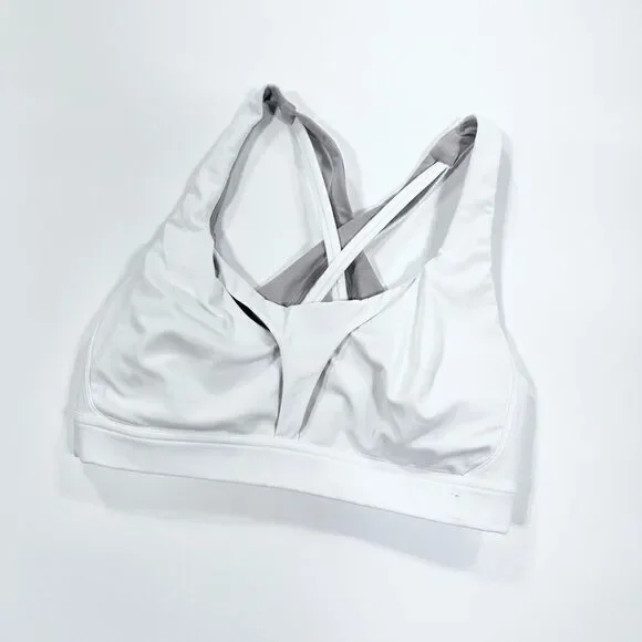 Lululemon white Stash it All bra 8 C/D