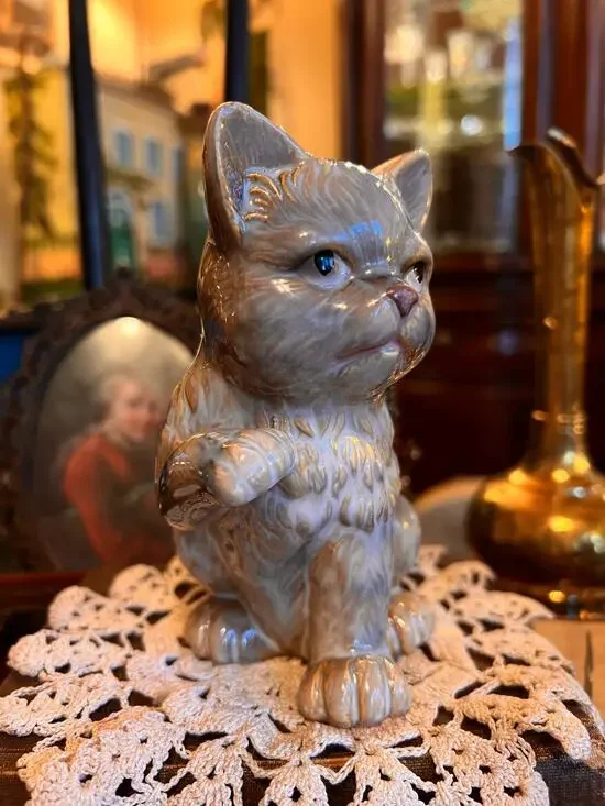 Vintage Stoneware Cat Statue - 5x3