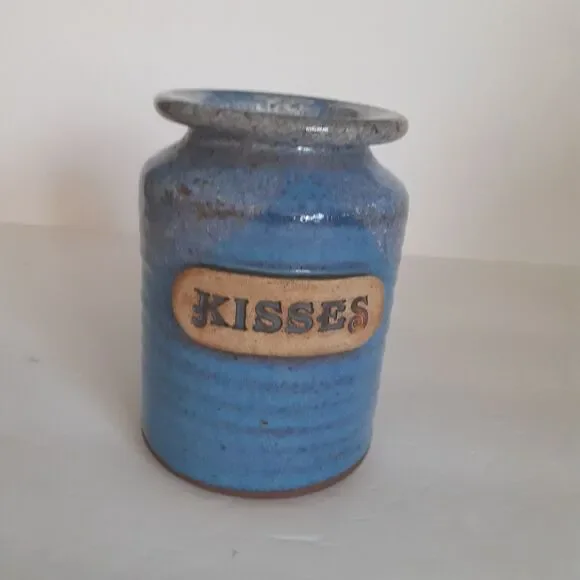 CC Pottery Kisses Jar/Vase Stoneware Charming