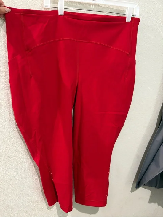 lululemon athletica Red Capri Workout Leggings
