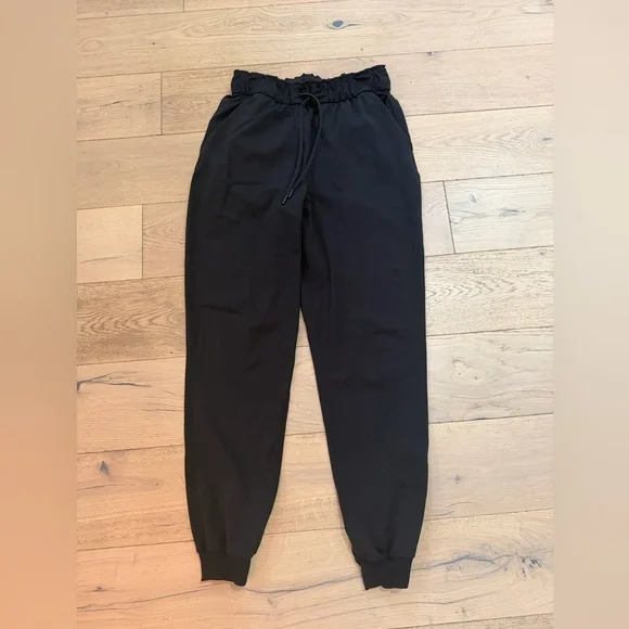 Lululemon joggers full length