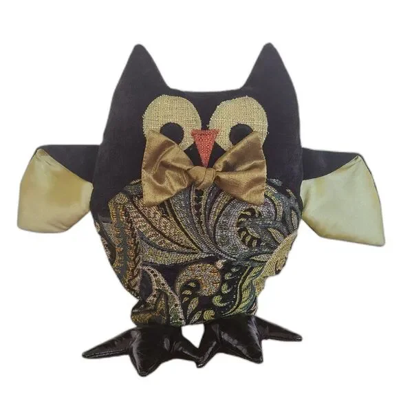 Woof & Poof Owl Decor Accent Pillow Fancy 2013 Collectible 14