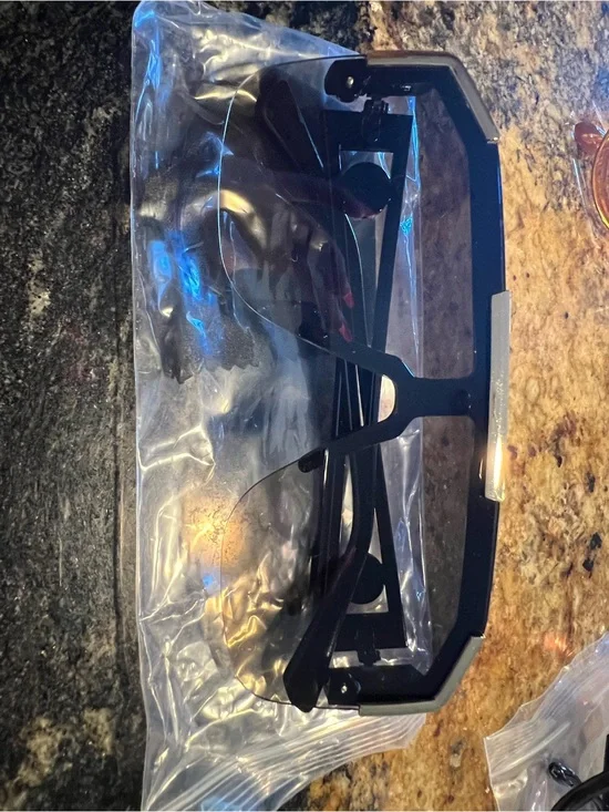 Black Ombré Lens Fashion Sunglasses