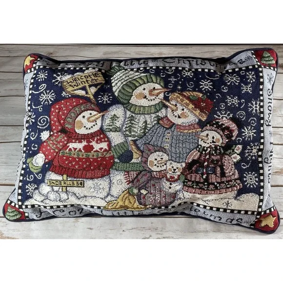 Cozy Little Christmas Snowman Family Tapestry Throw Pillow‎ Decorative Accent