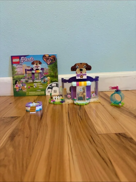 Lego Friends Doggy Day Care