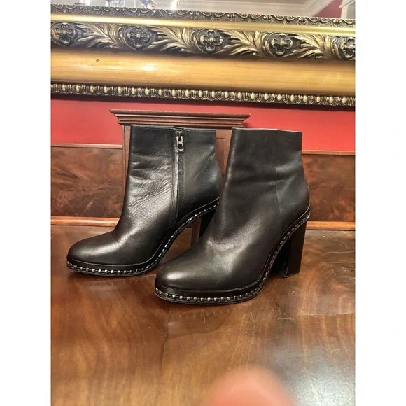 Coach Justina Bootie‎ Black Leather Moto Ankle Boots 9.5B 3.5