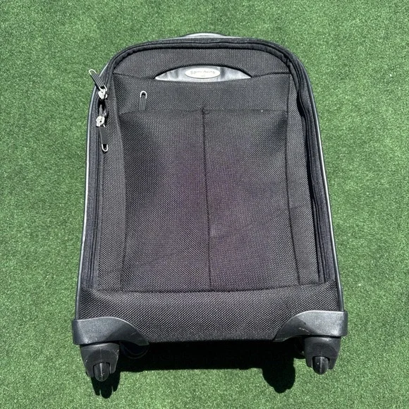 MINT Samsonite Luxury Carry-On Spinner Travel Wear Luggage Suitcase Tumi Like