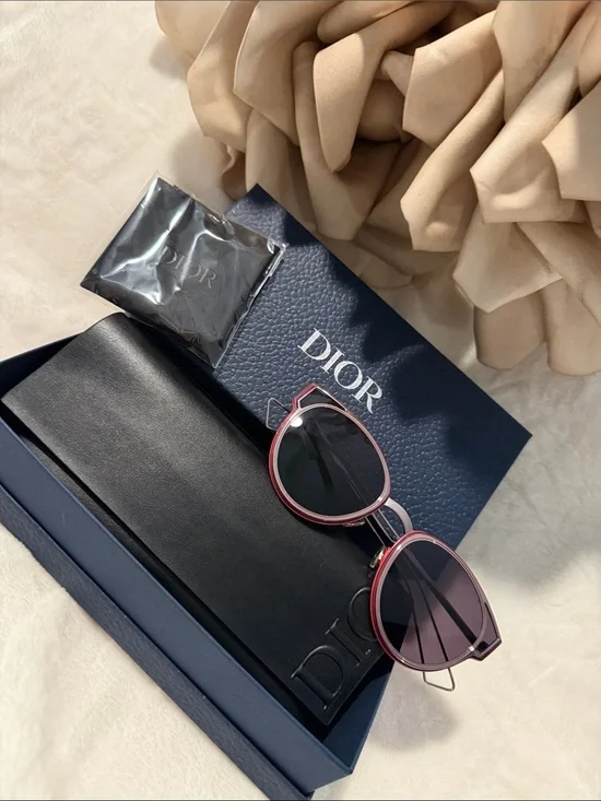 Christian Dior Sculpt Pink Cat Eye Sunglasses w/ Box, Case & Cloth