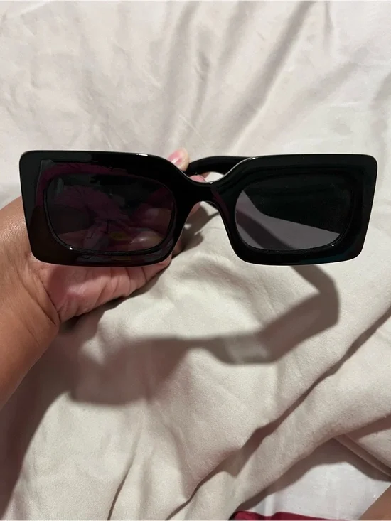 Classic Oversized Square Sunglasses - Black