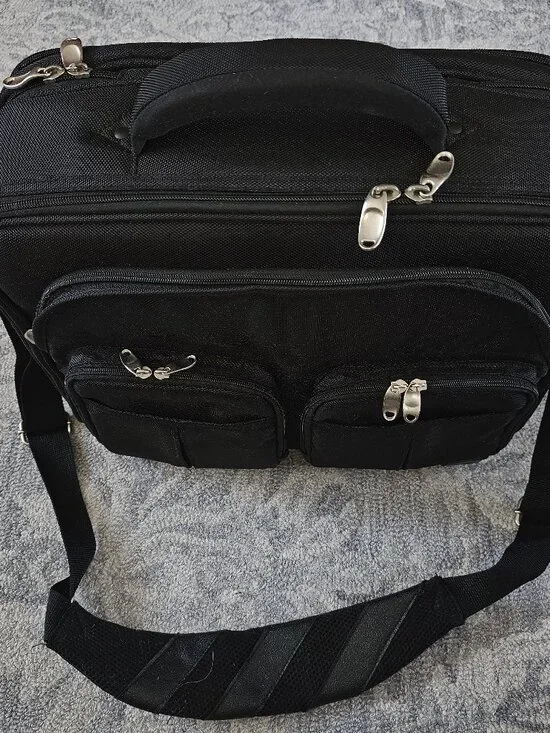 Skooba checkthrough brief laptop bag