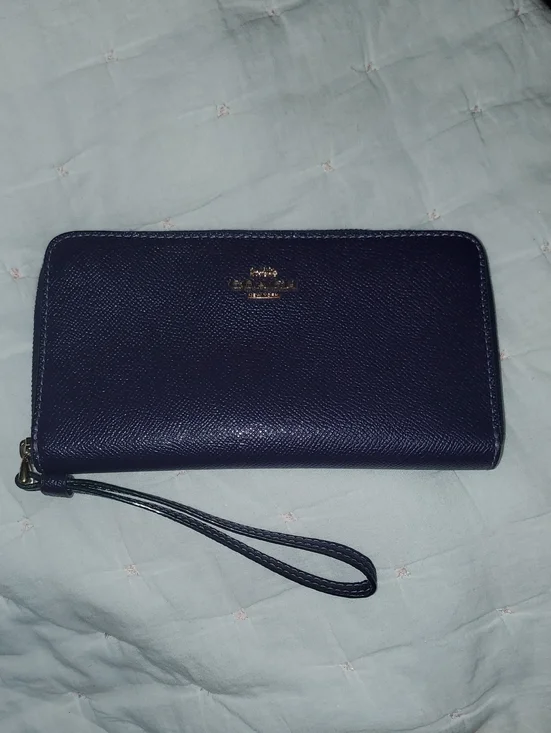COACH MIDNIGHT BLUE / DARK PURPLE ZIP AROUND WALLET NWOT