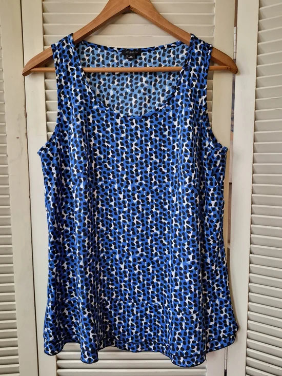 Ann Taylor Sleeveless Blouse Size Medium