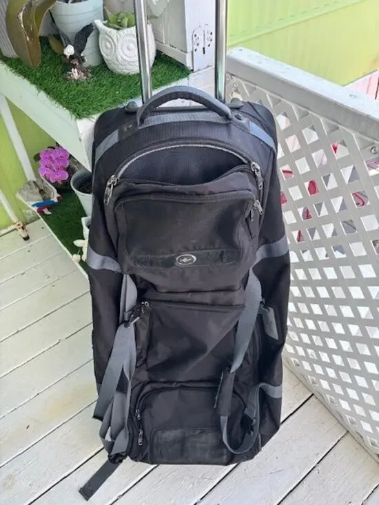 Eagle Creek Black Travel Backpack Luggage Duffel Hybrid Multicompartment Warrior