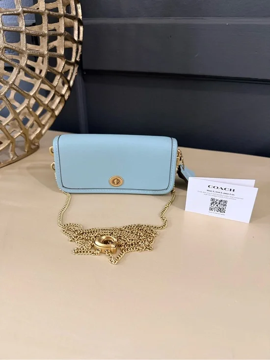 Like New Coach Dinky 14 CZ108 Light Blue Glovetanned Leather Chain Crossbody Bag
