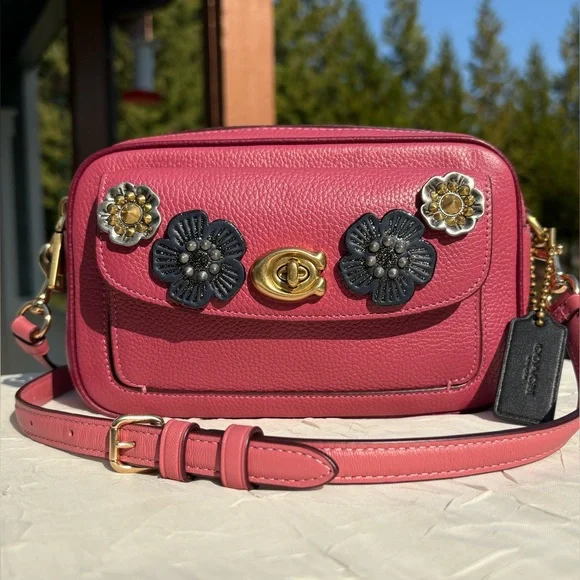 COACH Create Willow Metal Tea Rose Camera Bag In Bright Pink C0695