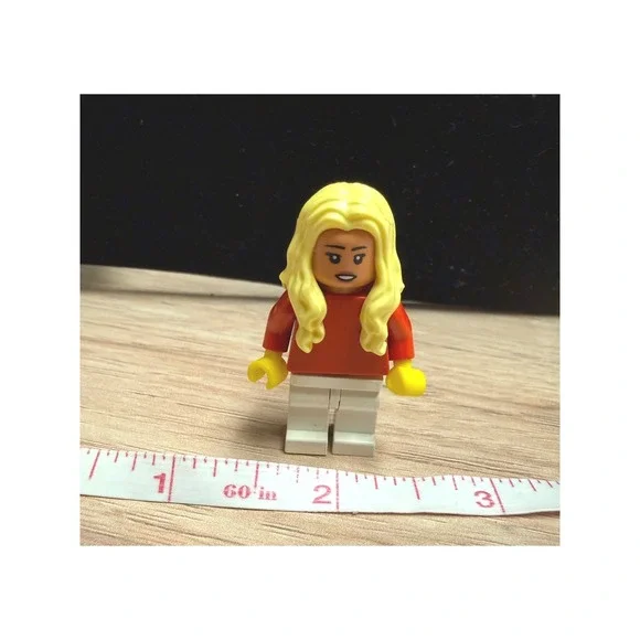 Female Minifigure Blonde Long Wavy Hair Red Shirt White Pants 1.5 Inch Toy