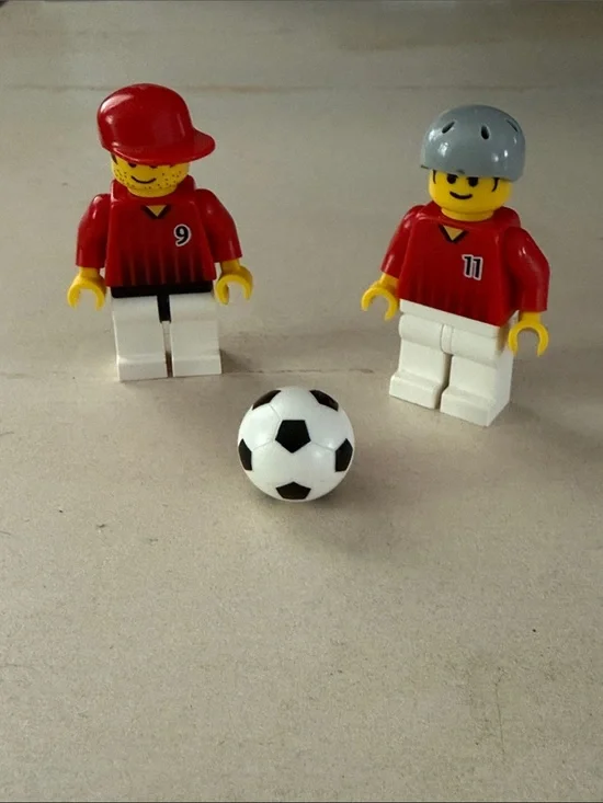 LEGO Soccer Minifigures 2002-2004 World Cup + LEGO Soccer Ball