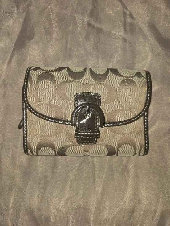 Coach Signature Canvas Wallet in Khaki/Chocolate