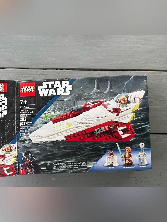 LEGO Star Wars Obi-Wan Kenobi's Jedi Starfighter (75333), 282 pcs, 7+