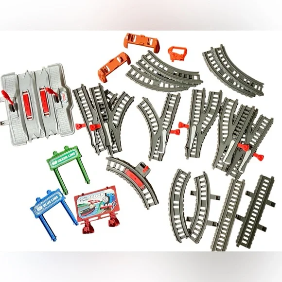 Thomas Friends TrackMaster Track Lot Switches Crossover Signs Ramps 20+ Pieces
