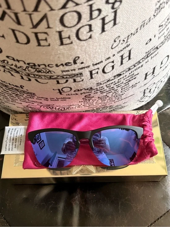 Oakley Matte Black Frame Sunglasses 🕶️ with Blue Mirror Lenses & Pink Trim