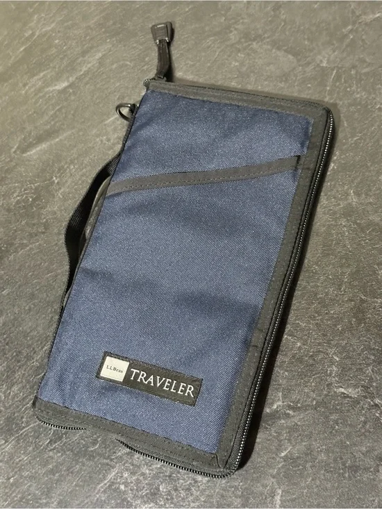 LL Bean Travel Wallet Passport Holder Organizer Document Case Zippered Navy 11x6
