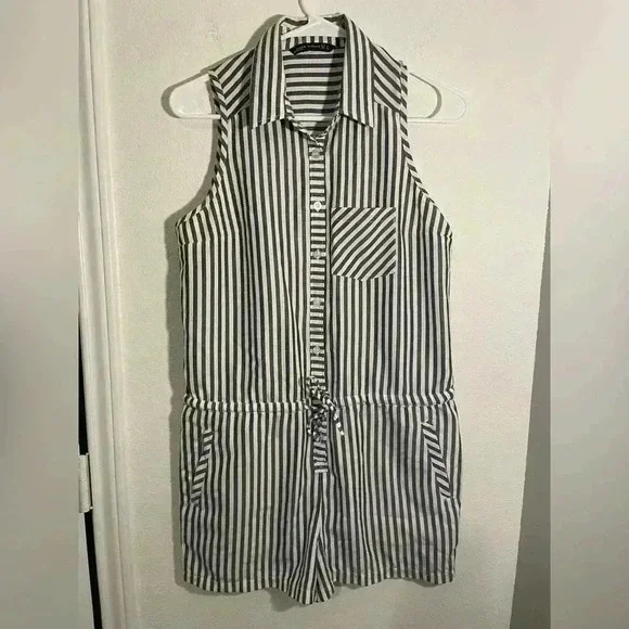 Zara Woman Collared Sleeveless Blue White Striped Tie Waist Pocketed Romper Sz S