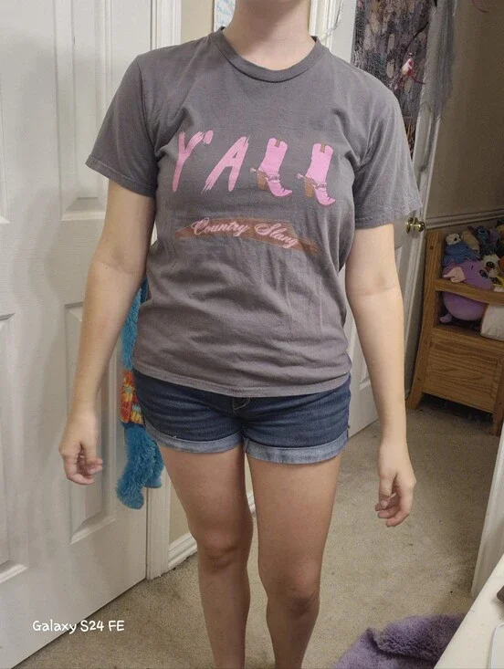 Y'All Country Slang Graphic Tee - Gray with Pink Print