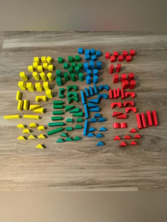 Lakeshore | 135 Piece Colorful Wooden Building Blocks - Red, Blue, Green, Yellow