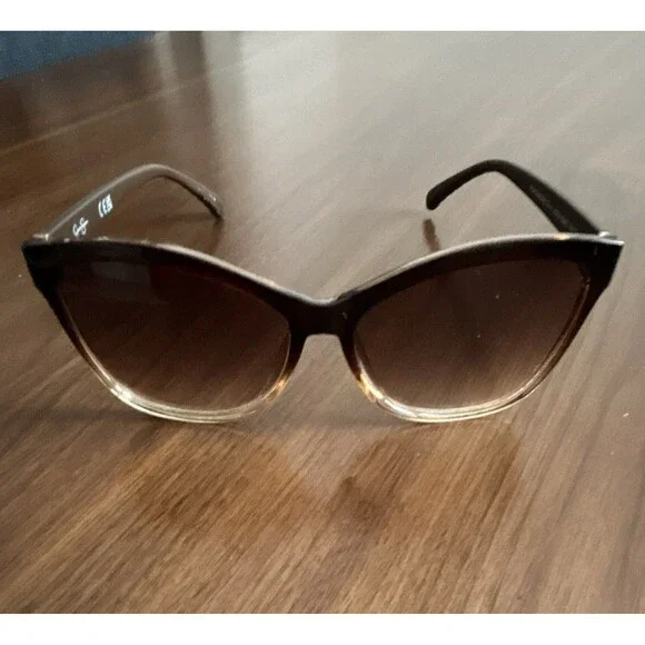 Jessica Simpson J5823 Women's Cat Eye Sunglasses Black Brown Gradient UV400