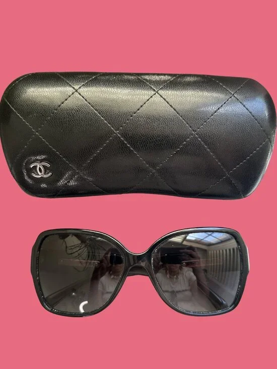 Chanel CC 2000's Sunglasses with case 5230q 1345/3c