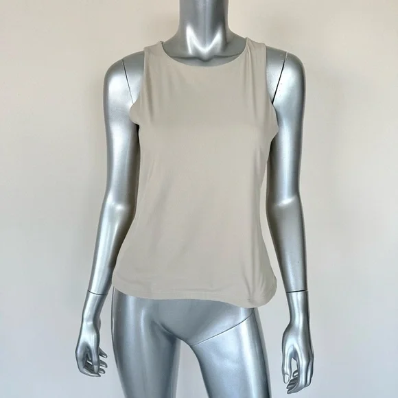 NEW!!! Tahari women tank top size M