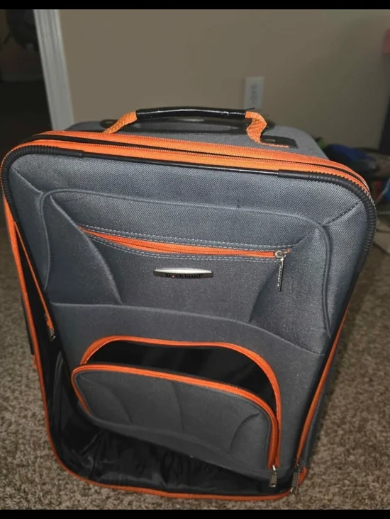 20 Inch & Carry-On Travel Luggage Set