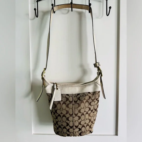 Vintage Coach Bleecker Monogram Bucket Bag White Leather Legacy Crossbody