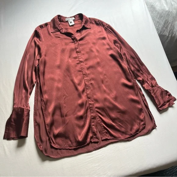 SHONA JOY‎ clay red viscose blend satin button up long sleeve shirt