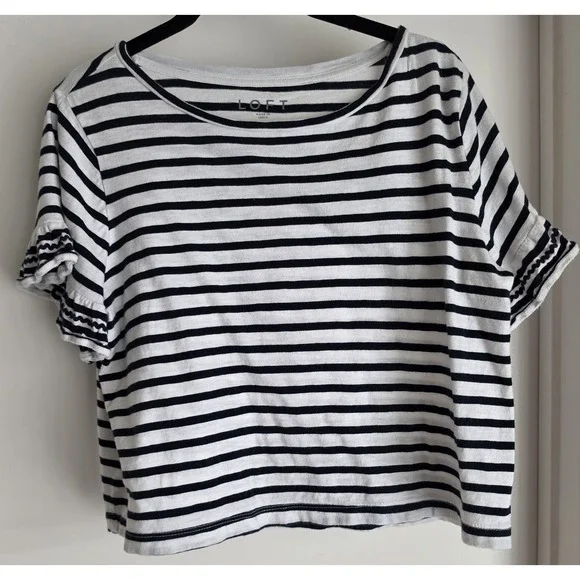 LOFT Women's Striped T-Shirt Size M Black White‎ Short Sleeve