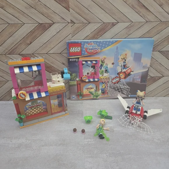 LEGO DC Super Hero Girls 41231 Harley Quinn to the Rescue Set Building Blocks
