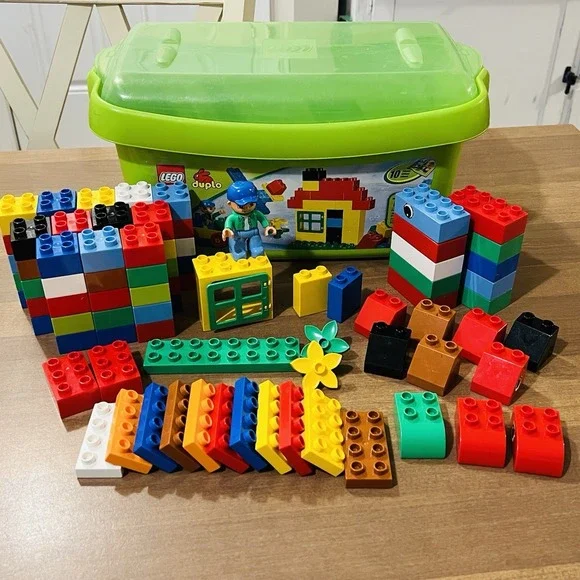 Lego Duplo Mixed Lot 100 Pieces - Lego Man - Window - Flowers‎ - in large Tub