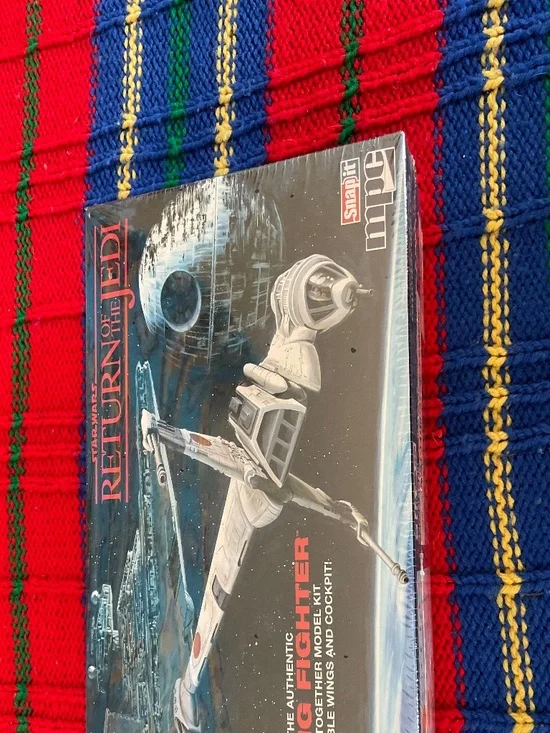 NIB Star Wars-Return of the Jedi B-Wing Fighter Snap Model kit- MPC1:144
