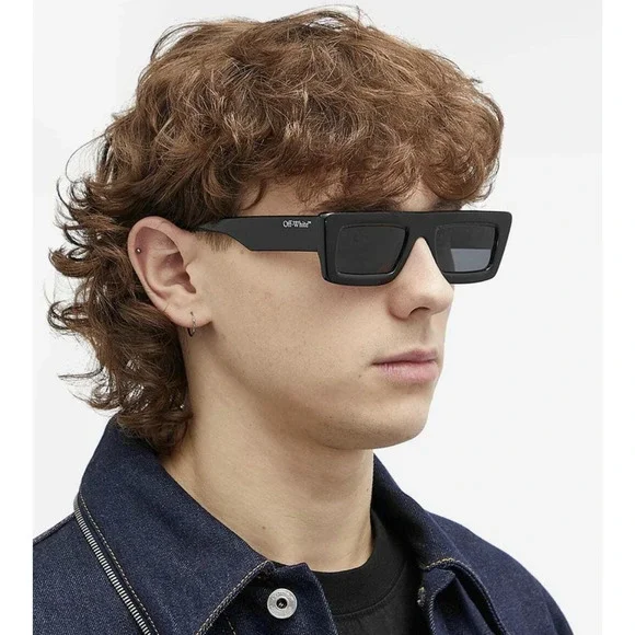 NWT Off-White Ontario Black 52mm Sunglasses