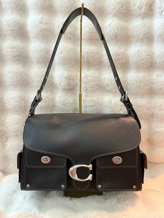 COACH TABBY 36 CARGO BAG IN BLACK