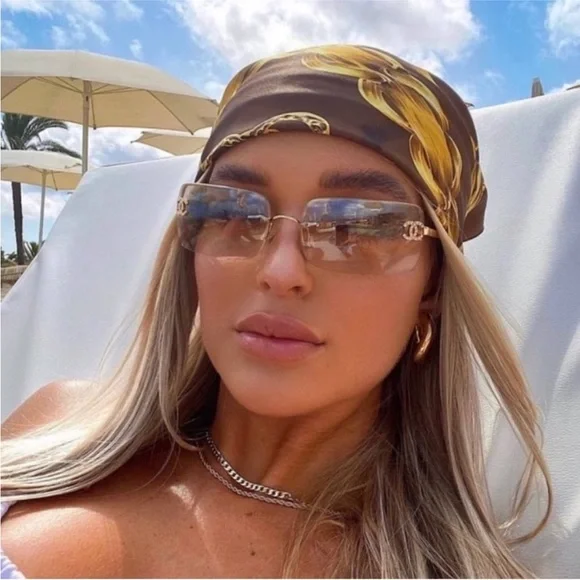 Like New✨CHANEL Gold vintage sunglasses Swarovski crystal CC’s