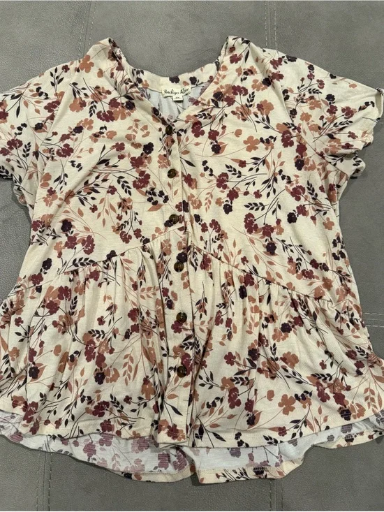 Indigo Floral Button-Front Peplum Top - Cream & Mauve