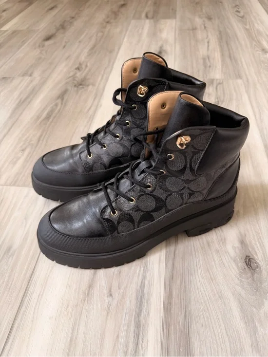 Coach CM590 Signature Combat Boots Women’s 10B Black Leather Canvas Lug Sole