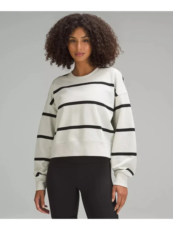 Lululemon Women's Striped Crew Neck Sweatshirt Pullover Size 6 Off-White Black
