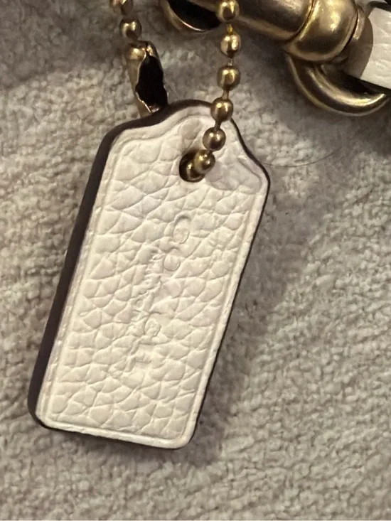 Coach Essential Small Wristlet Wallet Clutch Chalk White NWOT