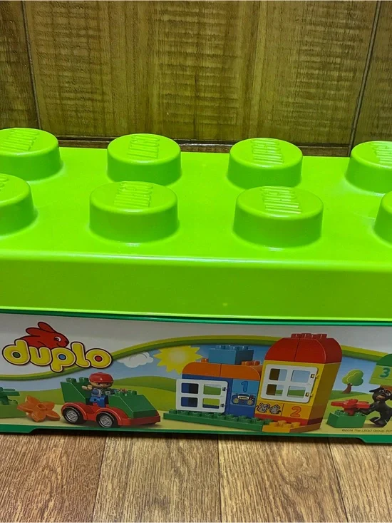 LEGO Duplo Set With Green Storage Brick
