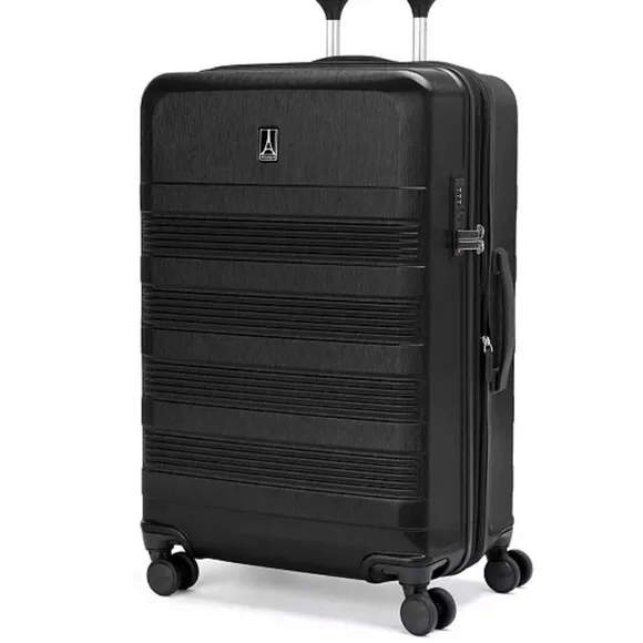 Travelpro WalkAbout 7  suitcase Spinner ❤️🛫  Travel suitcase Luggage carry-on