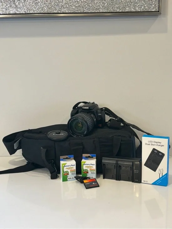 Canon EOS Digital Rebel XTi DSLR Camera 28-135mm Lens Ultra CF Card Bundle